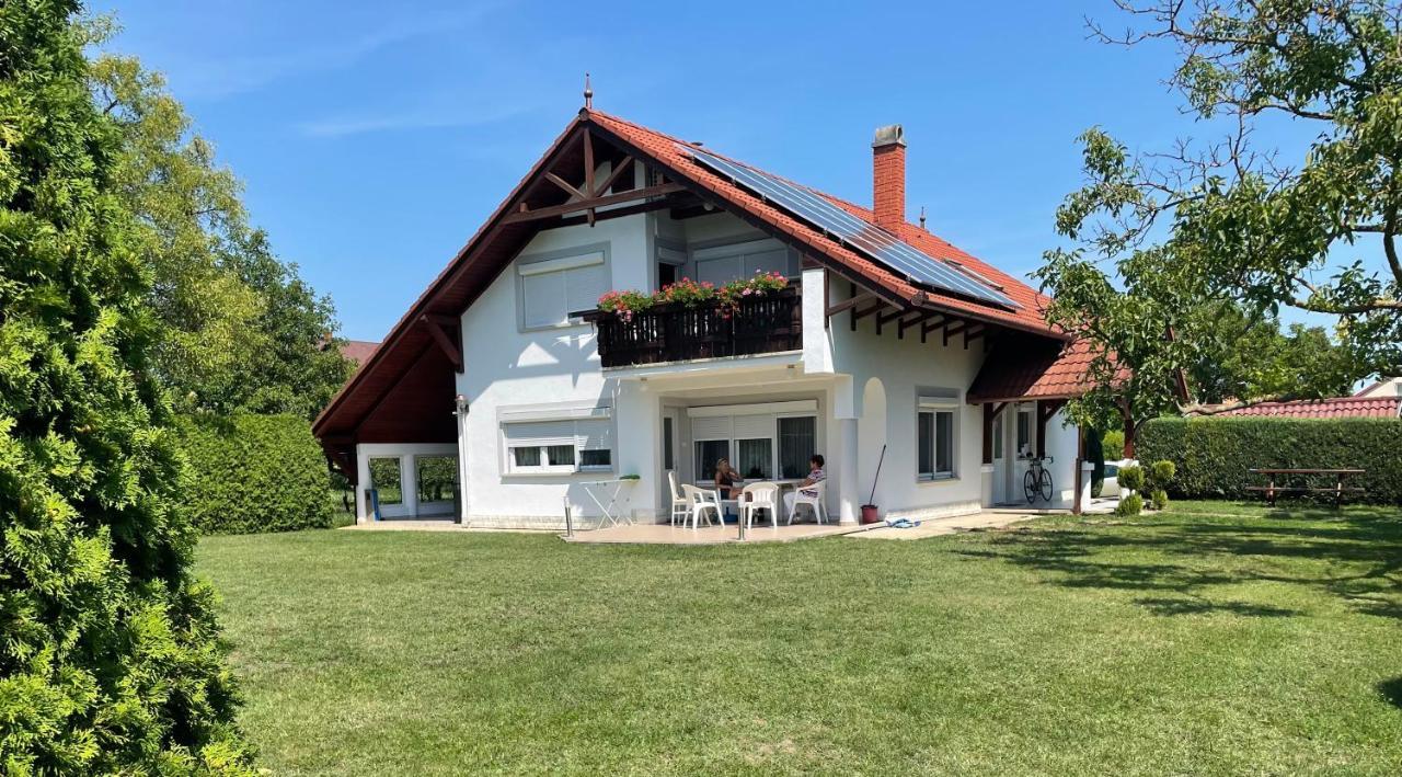 Frankie Holiday Apartment Iii. Balatongyörök Exterior foto